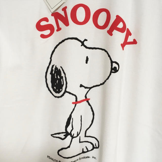 SNOOPY(スヌーピー)の新品・タグ付き◎スヌーピー Tシャツ♪ レディースのトップス(Tシャツ(半袖/袖なし))の商品写真