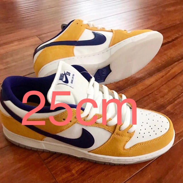 NIKE(ナイキ)のnike sb dunk low orange 25cm メンズの靴/シューズ(スニーカー)の商品写真