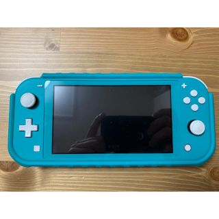 ニンテンドースイッチ(Nintendo Switch)のスイッチライト　ターコイズ(携帯用ゲームソフト)