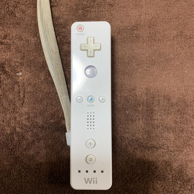 Wii(ウィー)の中古品　Nintendo Wii エンタメ/ホビーのゲームソフト/ゲーム機本体(家庭用ゲーム機本体)の商品写真