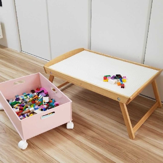 折り畳み　レゴテーブル　キャスター付き収納BOXセット キッズ/ベビー/マタニティのおもちゃ(知育玩具)の商品写真