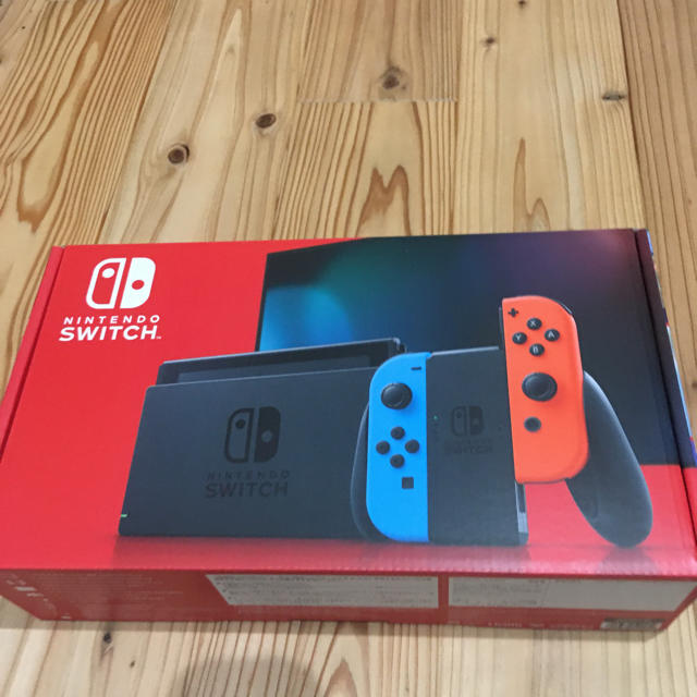 エンタメ/ホビー新型任天堂Switch スイッチ　ネオン