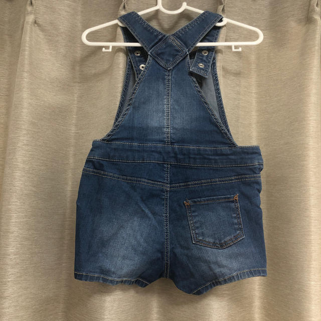 H&M(エイチアンドエム)のH&M オーバーオール 86サイズ キッズ/ベビー/マタニティのキッズ服女の子用(90cm~)(パンツ/スパッツ)の商品写真