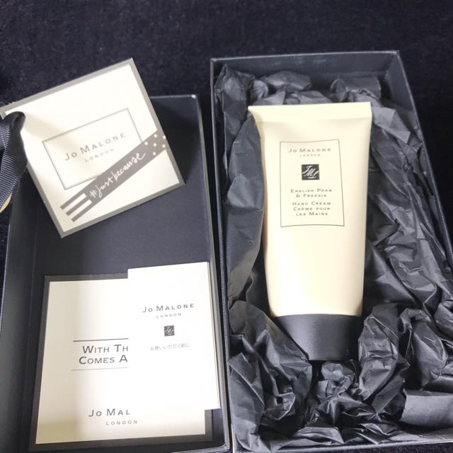 Jo Malone - ジョーマローン イングリッシュペアー&フリージア ハンドクリームの通販 by たろう's shop｜ジョーマローンならラクマ