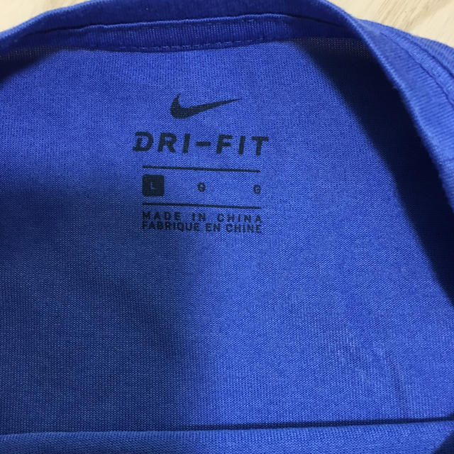 NIKE(ナイキ)のキッズドライロングTシャツ キッズ/ベビー/マタニティのキッズ服男の子用(90cm~)(Tシャツ/カットソー)の商品写真