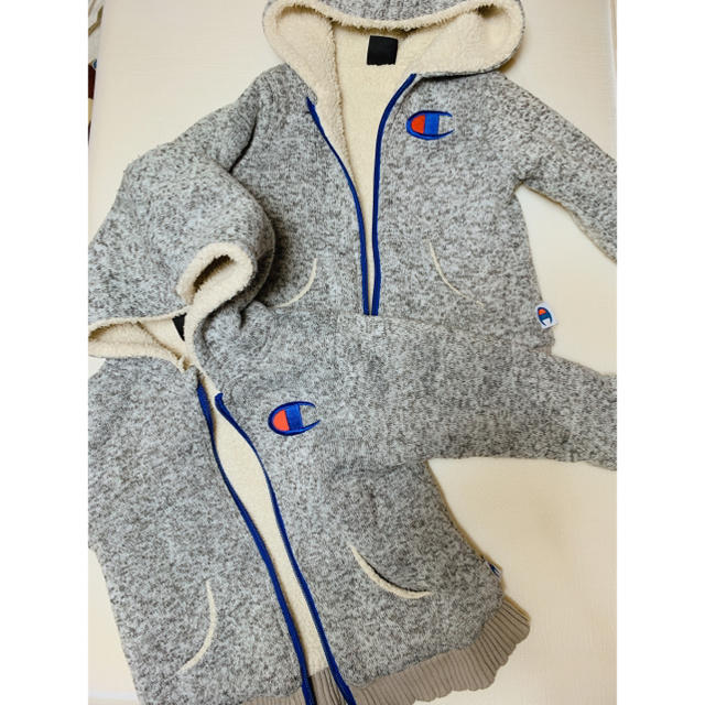 Champion(チャンピオン)のチャンピオン　子供アウター キッズ/ベビー/マタニティのキッズ服男の子用(90cm~)(ジャケット/上着)の商品写真