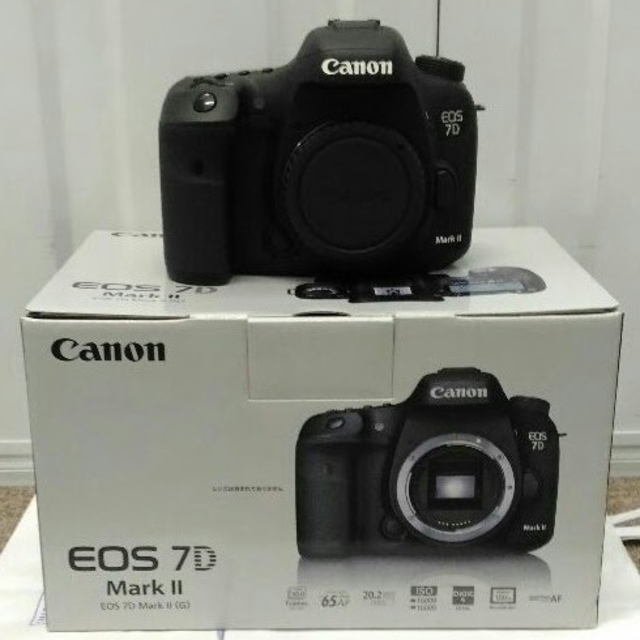 スマホ/家電/カメラ☆限定出品！CANON EOS 7D MARK II ボディ☆