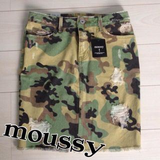 マウジー(moussy)のmoussy カモフラタイトスカート(ひざ丈スカート)