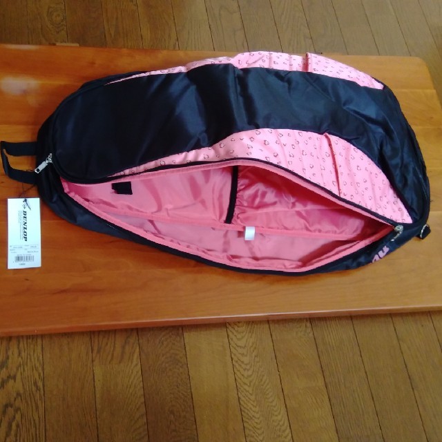 DUNLOP(ダンロップ)のテニスバッグ*ダンロップ*黒・ピンク スポーツ/アウトドアのテニス(バッグ)の商品写真