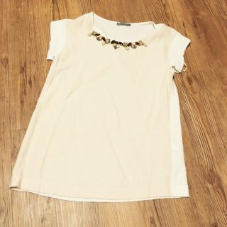 ザラ(ZARA)のZARAビジュー付きトップス(カットソー(半袖/袖なし))