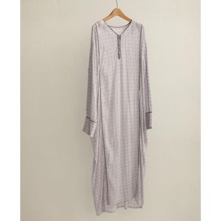 トゥデイフル(TODAYFUL)のembroidery boil dress♡38(ロングワンピース/マキシワンピース)