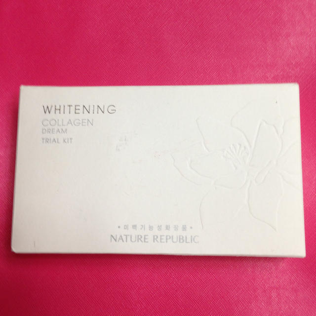 NATURE REPUBLIC(ネイチャーリパブリック)のホワイトニング トライアルキット コスメ/美容のベースメイク/化粧品(その他)の商品写真