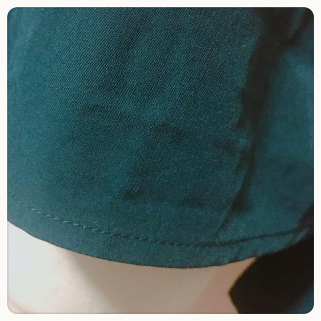 Avail(アベイル)の[ほぼ未使用✧︎Sureve]ブラウスカットソー緑キャンディスリーブLサイズOK レディースのトップス(カットソー(長袖/七分))の商品写真