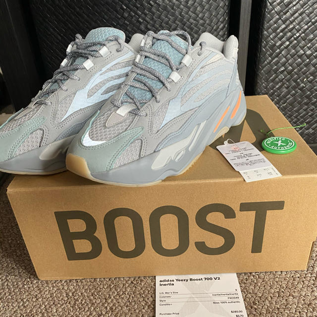 メンズYeezy Boost 700 V2 Inertia