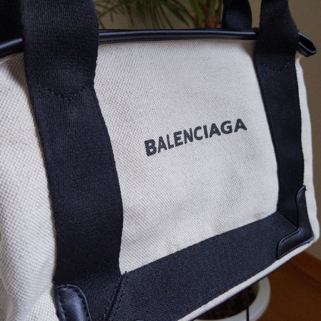 Balenciaga(バレンシアガ)のバレンシアガ　トートバッグ　未使用 レディースのバッグ(トートバッグ)の商品写真