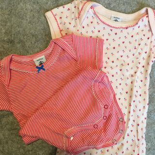 プチバトー(PETIT BATEAU)のベビー服 プチバトー 6m 67cm ロンパース 女の子 半袖(ロンパース)