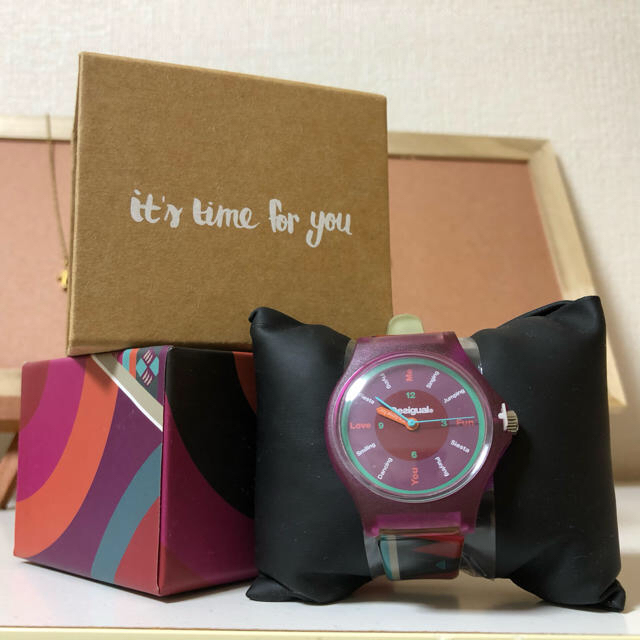 DESIGUAL(デシグアル)の1日限定値下げ✨午後16時まで✩Desigual 非売品　腕時計　デジグアル レディースのファッション小物(腕時計)の商品写真