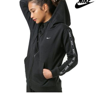 ナイキ(NIKE)のNIKE ナイキ　レディース パーカー(パーカー)