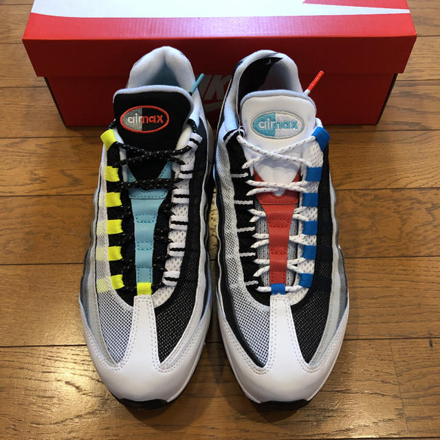 NIKE(ナイキ)の最終値下げ　NIKE AIR MAX95 GREEDY 2.0 27cm US9 メンズの靴/シューズ(スニーカー)の商品写真