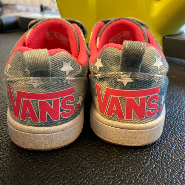 VANS(ヴァンズ)のVANS デニム×スター⭐︎キッズ17㎝ キッズ/ベビー/マタニティのキッズ靴/シューズ(15cm~)(スニーカー)の商品写真