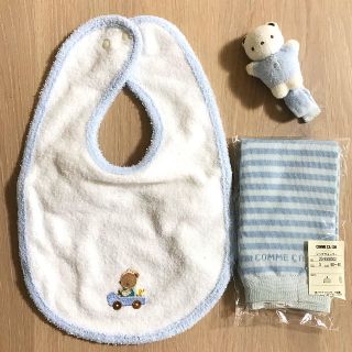 ファミリア(familiar)の新品　familiar＆COMME CA  スタイ＆おもちゃ＆レッグウォーマー(ベビースタイ/よだれかけ)