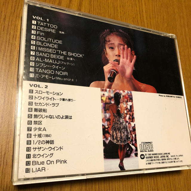 中森明菜 イーストライヴ EAST LIVE 2枚組 CD 50P歌詞カード エンタメ/ホビーのCD(ポップス/ロック(邦楽))の商品写真
