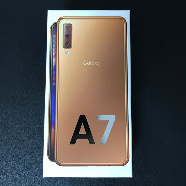 Galaxy A7 スマートフォン　SIMフリー　モバイル　ギャラクシー