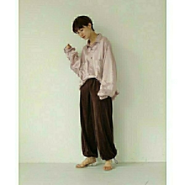 TODAYFUL(トゥデイフル)のTODAYFUL / Drawstring Velour Pants レディースのパンツ(カジュアルパンツ)の商品写真