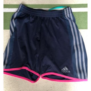 アディダス(adidas)のアディダス　ハーフパンツLサイズ(ウェア)