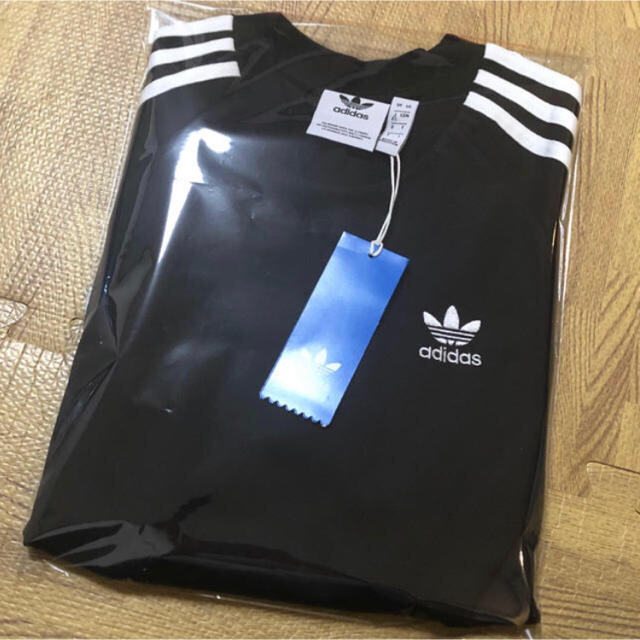 adidas(アディダス)のアディダス 3ストライプ コットン長袖Tシャツ ブラック XSサイズ メンズのトップス(Tシャツ/カットソー(七分/長袖))の商品写真