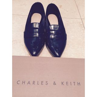 チャールズアンドキース(Charles and Keith)の猫さま専用♡ エナメルローファー(ハイヒール/パンプス)