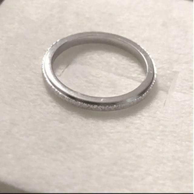 新品未使用　指輪　サイズ14号　ステンレススチール　シルバー　細身　エタニティー レディースのアクセサリー(リング(指輪))の商品写真