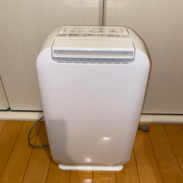 【値下げ!】日立 衣類乾燥除湿機 高性能デシカント方式HJS-D562