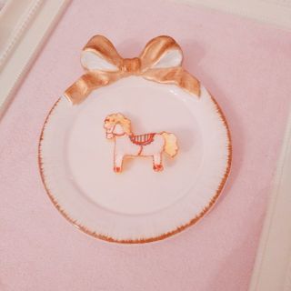 フランシュリッペ(franche lippee)の最終価格!フランシュリッペ*おうまさんブローチ(ブローチ/コサージュ)