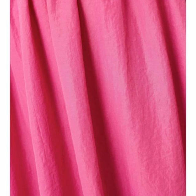 a.v.v(アーヴェヴェ)のa.v.v スカート レディースのスカート(ひざ丈スカート)の商品写真