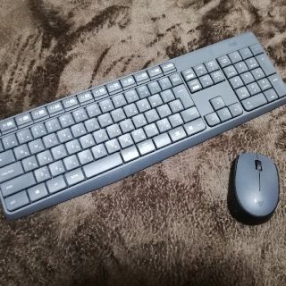 ワイヤレスキーボード マウス MK235 Logicool(PC周辺機器)