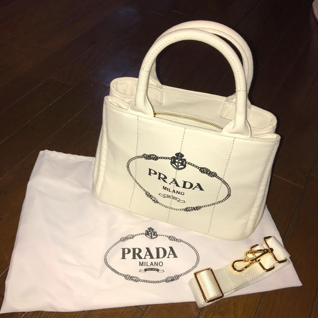 2020最新型 高品質 PRADA カナパトートバック - 通販 - newcomersofcv.org