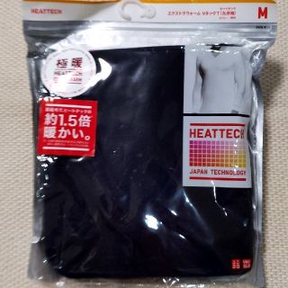 ユニクロ(UNIQLO)のユニクロ エクストラウォーム 極暖 VネックT(九分袖) ネイビー(Tシャツ/カットソー(七分/長袖))