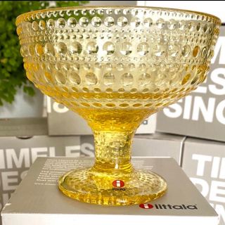 イッタラ(iittala)の【新品・未使用】iittala カステヘルミ ★ スタンドボウル イエロー(食器)