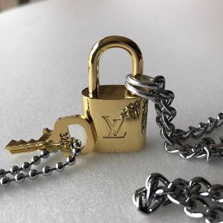 ◇ルイヴィトン◇ LV / 320番台 / パドロック / カデナ / 付属品