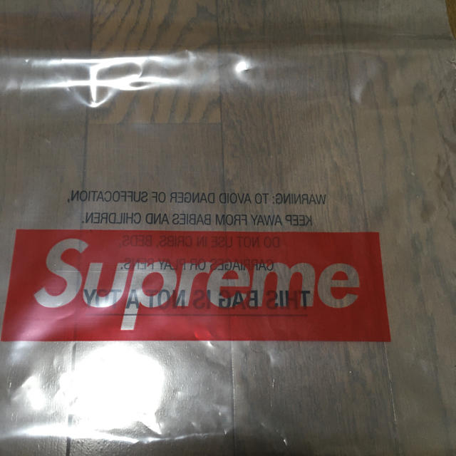 Supreme(シュプリーム)のSupreme ジッパー袋 レディースのバッグ(ショップ袋)の商品写真