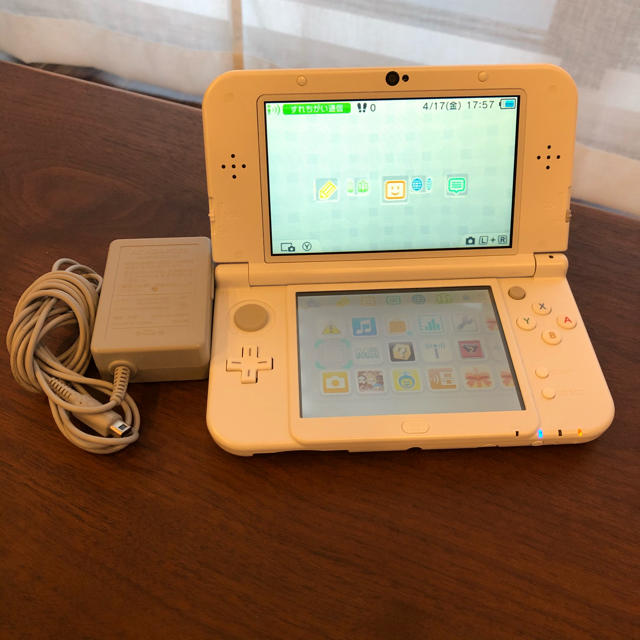 エンタメ/ホビー【美品】3DS LL 本体＋充電器