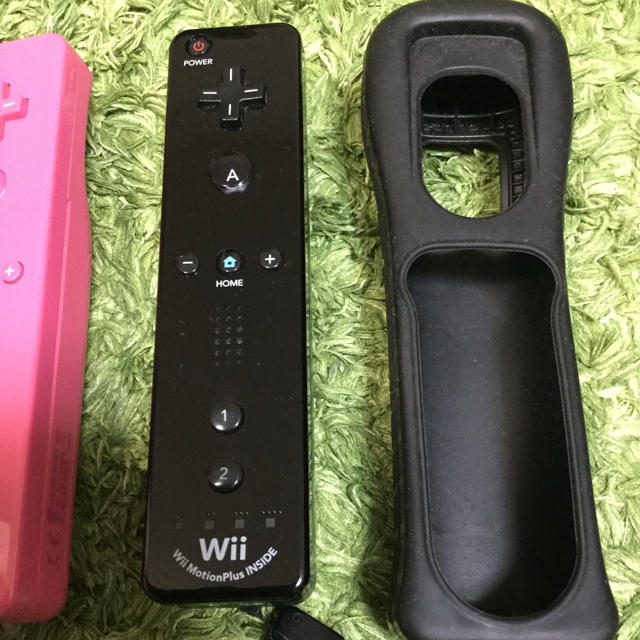 Wii(ウィー)のWii リモコン プラス エンタメ/ホビーのゲームソフト/ゲーム機本体(家庭用ゲーム機本体)の商品写真