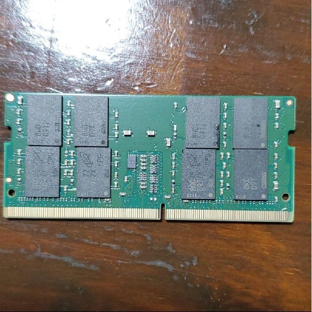 【送料無料】Crucial製高速メモリ(バルク)16GB　DDR4-2666Clucal型番