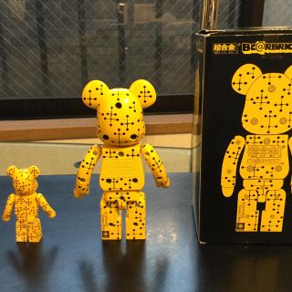 超合金 BE@RBRICK（ベアブリック） イームズver. （200%サイズ）