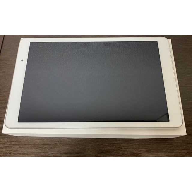 Qua tab 02 タブレット　HWT31SWA