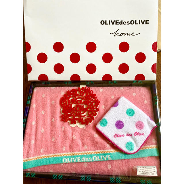 OLIVEdesOLIVE(オリーブデオリーブ)のOLIVEdesOLIVE バスタオルハンカチコースターセット インテリア/住まい/日用品の日用品/生活雑貨/旅行(タオル/バス用品)の商品写真