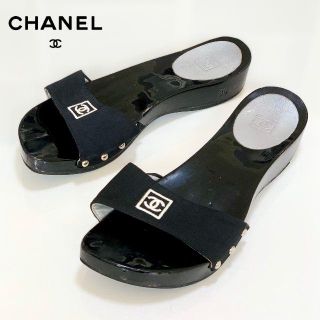 シャネル(CHANEL)の840 シャネル ウッドサンダル 黒(サンダル)