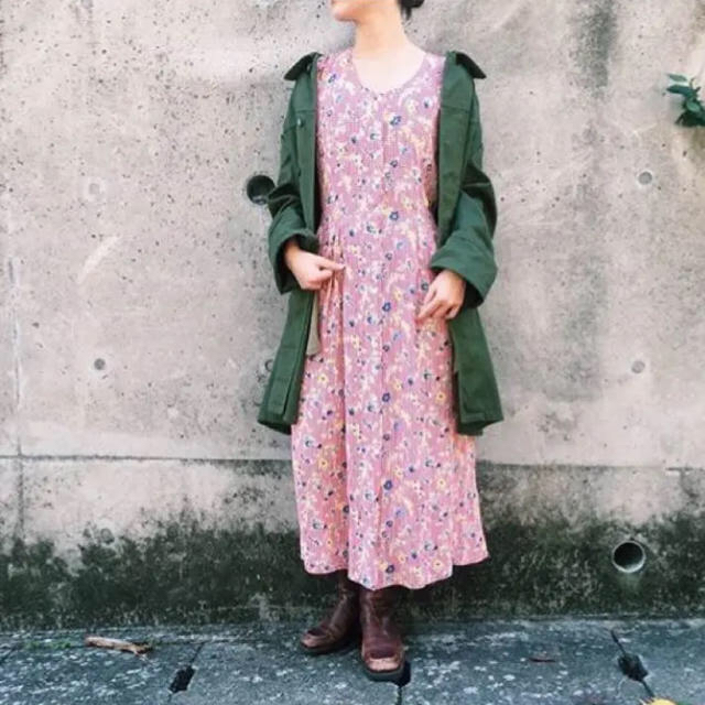 Lochie(ロキエ)のvintage チェック　フラワー　ワンピース レディースのワンピース(ロングワンピース/マキシワンピース)の商品写真