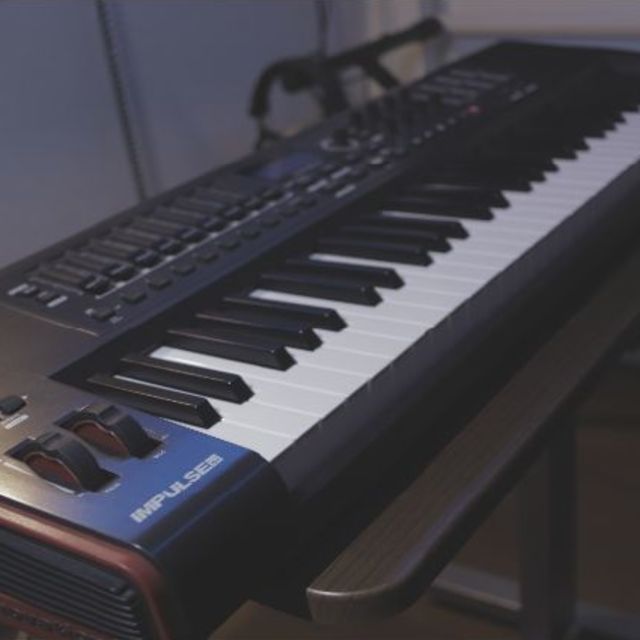 【美品】novation IMPULSE 61 MIDI キーボード
